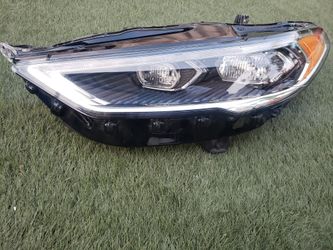 2017 2018 2019 2020 Ford fusion left headlight and grille
