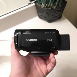 Canon Video Camera 