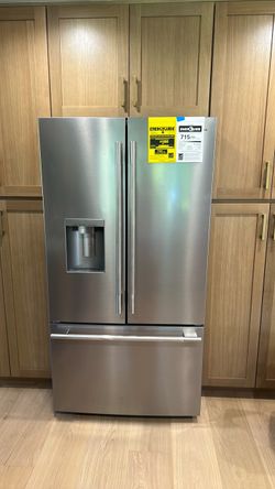 BRAND NEW KitchenAid 36" 30 Cu Ft Refrigerator KRFF436SPS $3,099 Retail