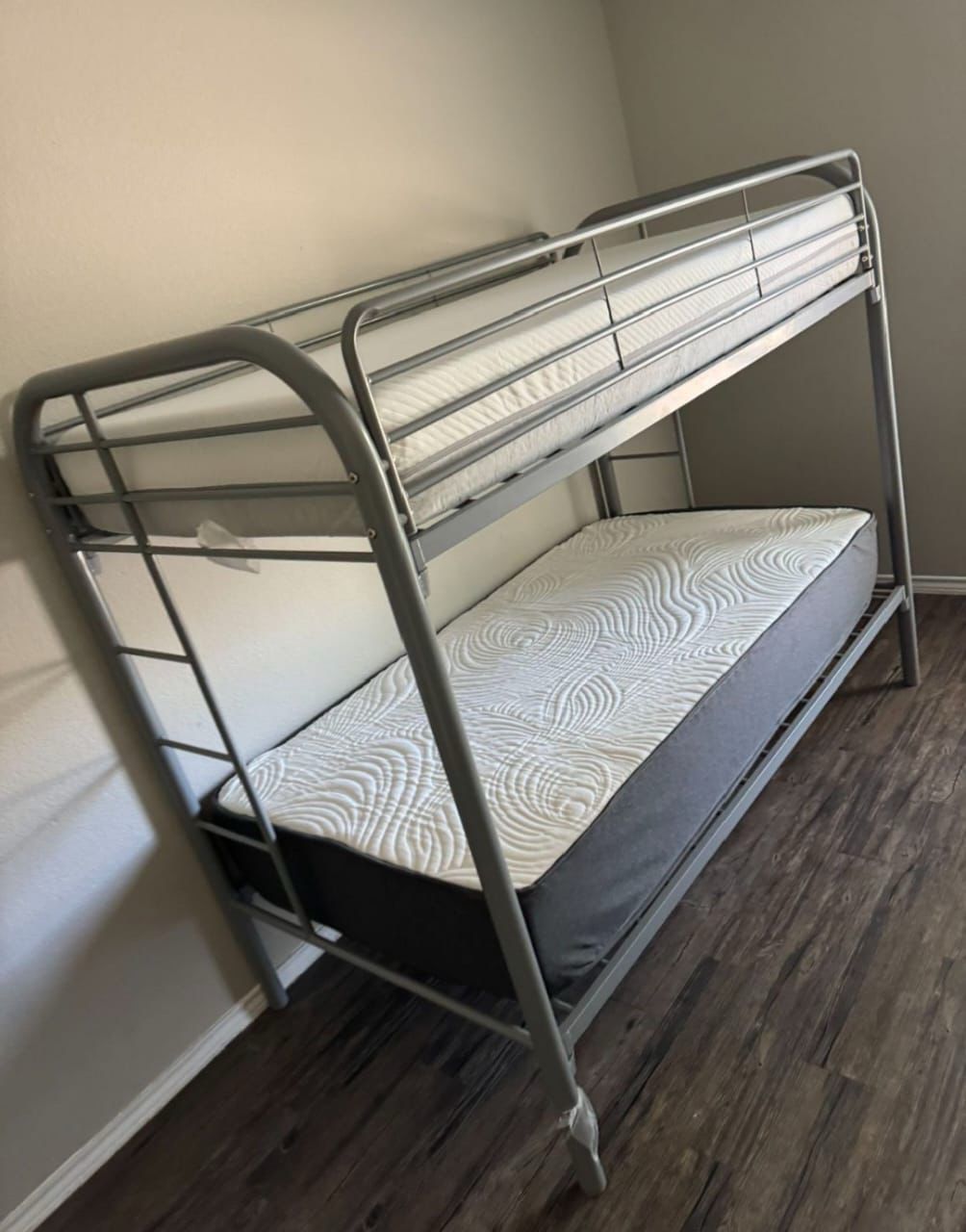 New Bunk Bed Wht Matres For $300