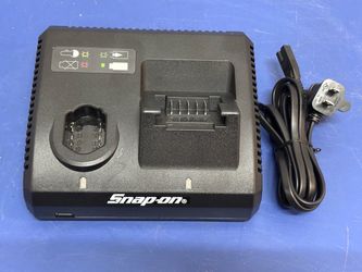 Snap-on Tools 14.4 V and 18 V Dual Bay Charger