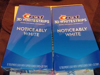 Crest teeth whitening strip