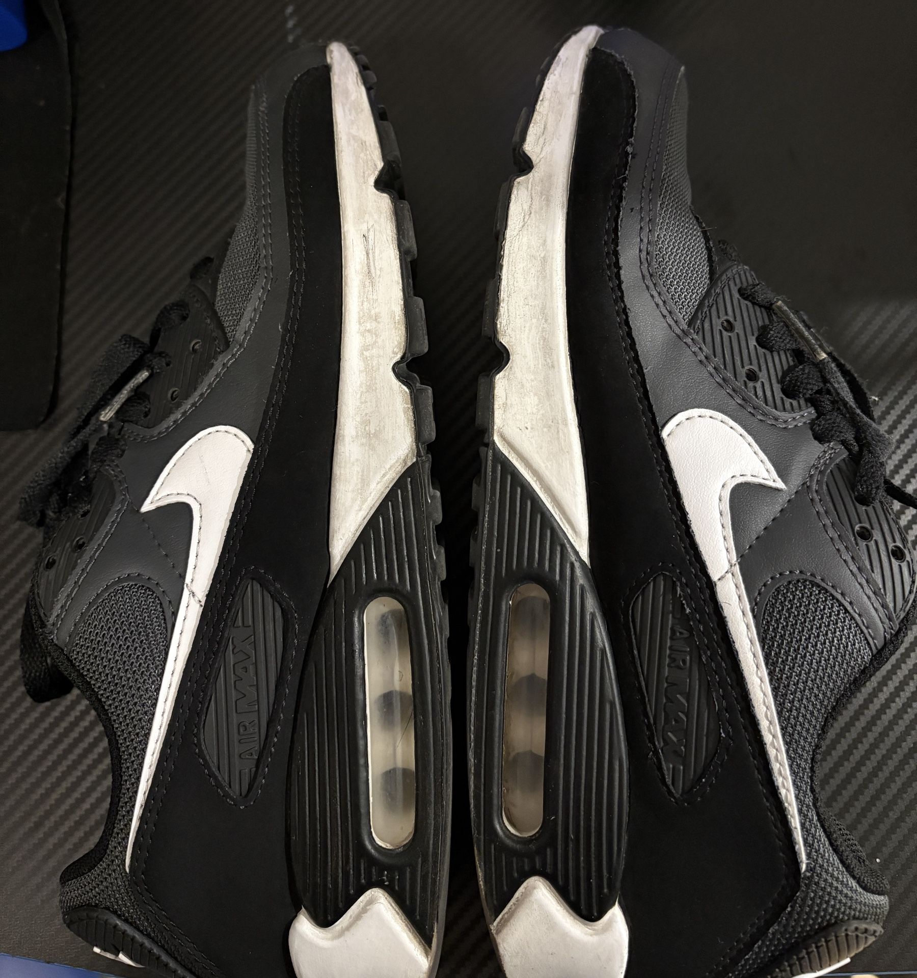 Air max 90s black and grey