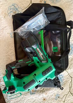 3 1/2-in Cordless Framing Nailer