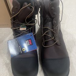 Men’s Boots-Red Wing Boot -Men’s-Size 15-water Proof 
