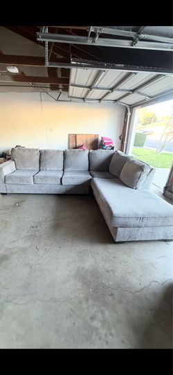 Sectional couch