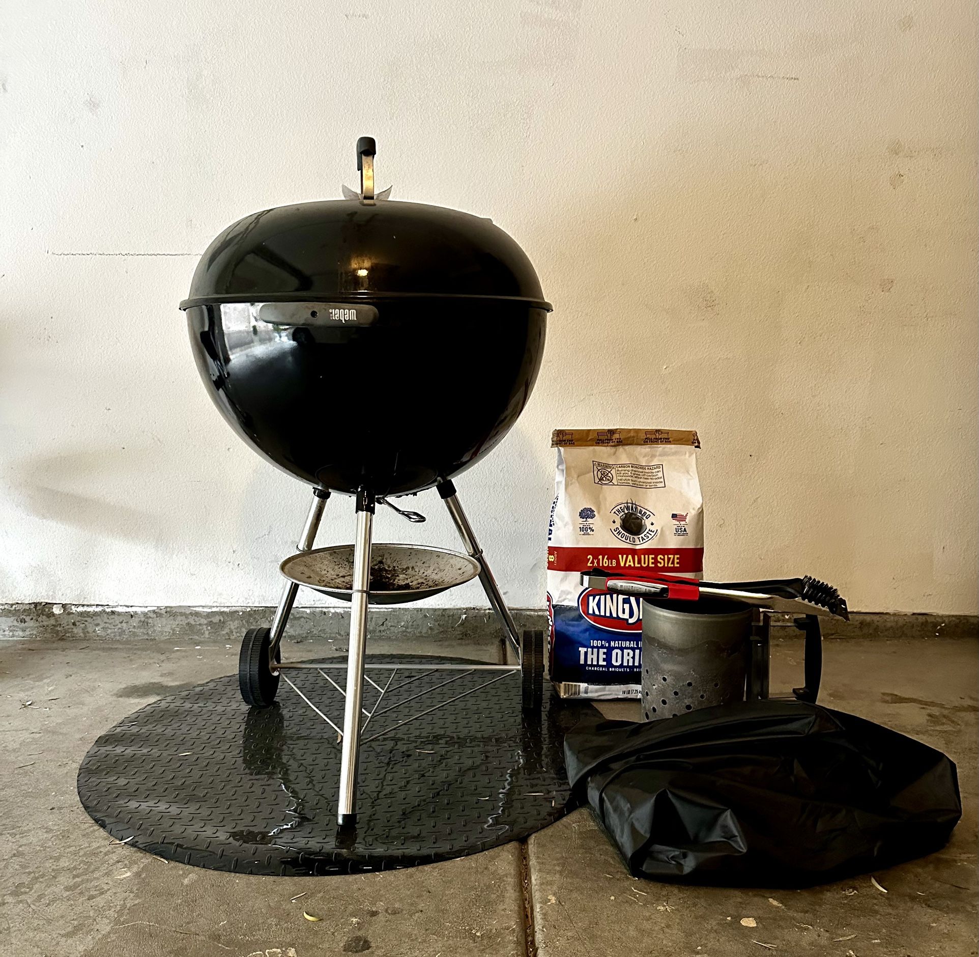 24in Weber Charcoal Grill Bundle