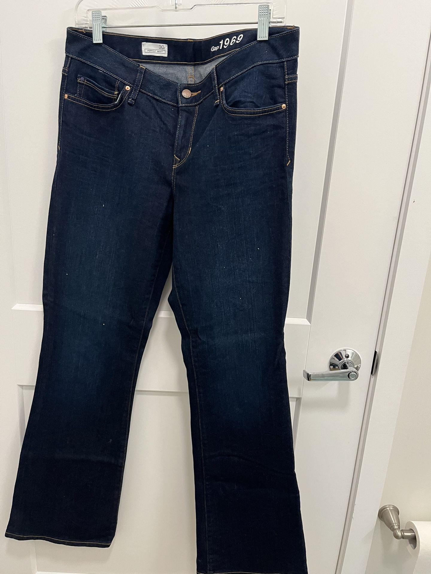 Gap 1969 Ladies Perfect Boot Jeans - Size 30r - Like New - Dark Blue