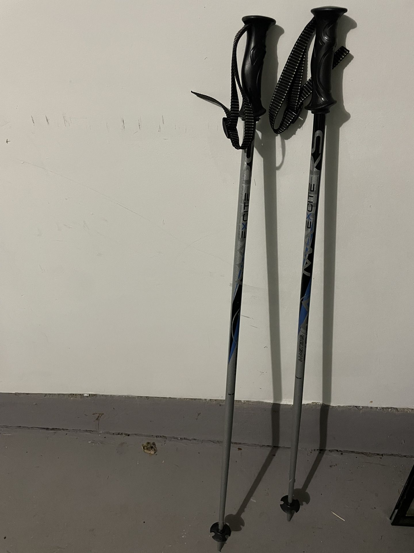 Ski Poles 3 Feet 11 Inches Aluminum 