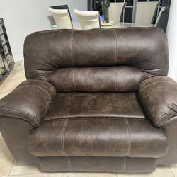 Loveseat