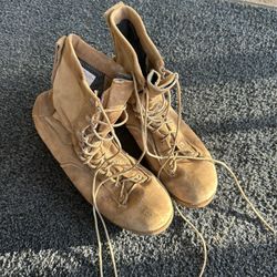 Combat Boots 