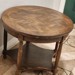 Small table FREE first come Wildomar