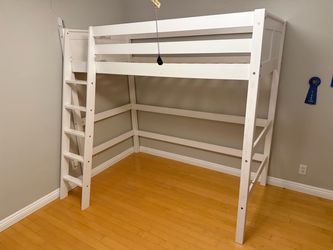 Loft Bed Wood (Twin Size)