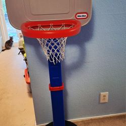 Little Tikes Adjustable Toddler Basketball Hoop And Balls
