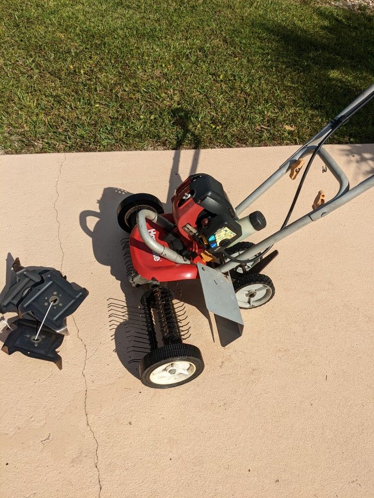 Homelite 2cycle 26gc dethatcher/ cultivator for Sale in Homosassa