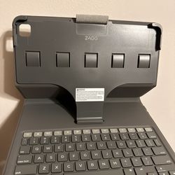 ZAGG IPAD KEYBOARD CASE