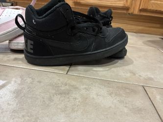 Kids Sneakers