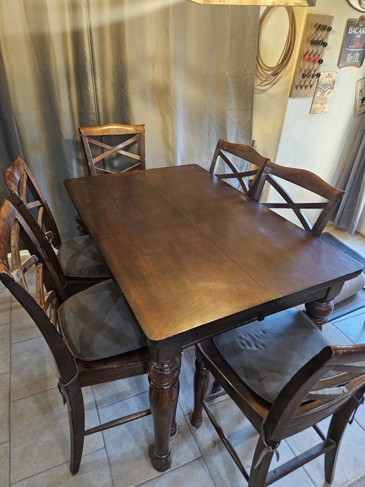 Kitchen Table 