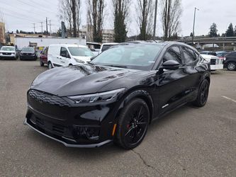 2025 Ford Mustang Mach-E