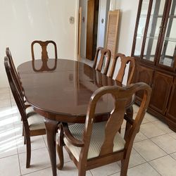 Dining Table With China Cabinet