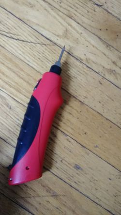 Wireless soldering iron