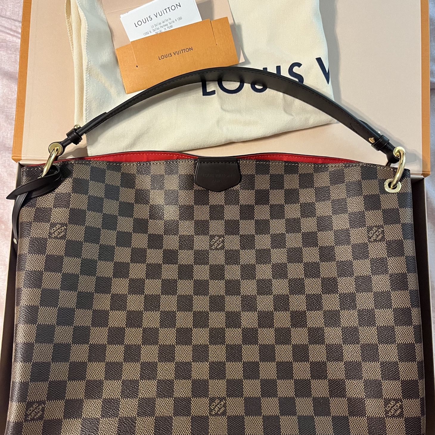 Louis Vuitton Louis Vuitton Black Monogram Leather for Sale in Dallas, TX -  OfferUp