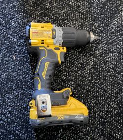 Drill dewalt