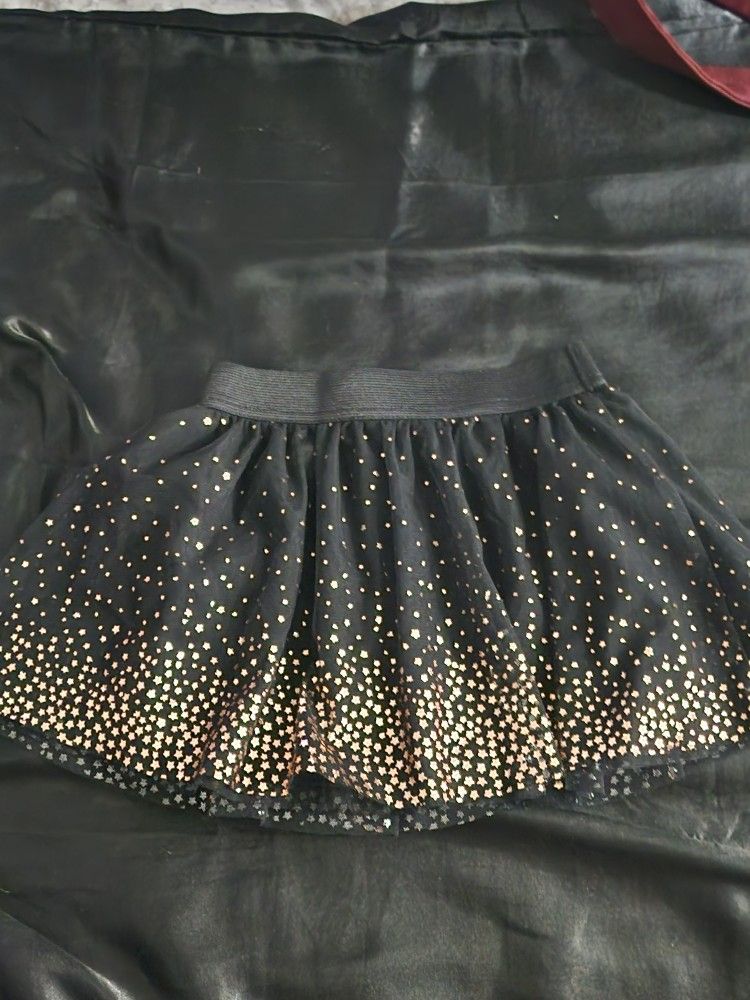 Girl's Black and Gold Tutu Skirt Sz 5