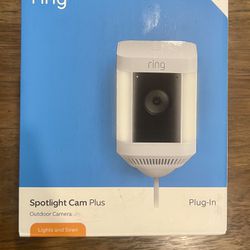 Ring Spotlight Cam Plus Plug In