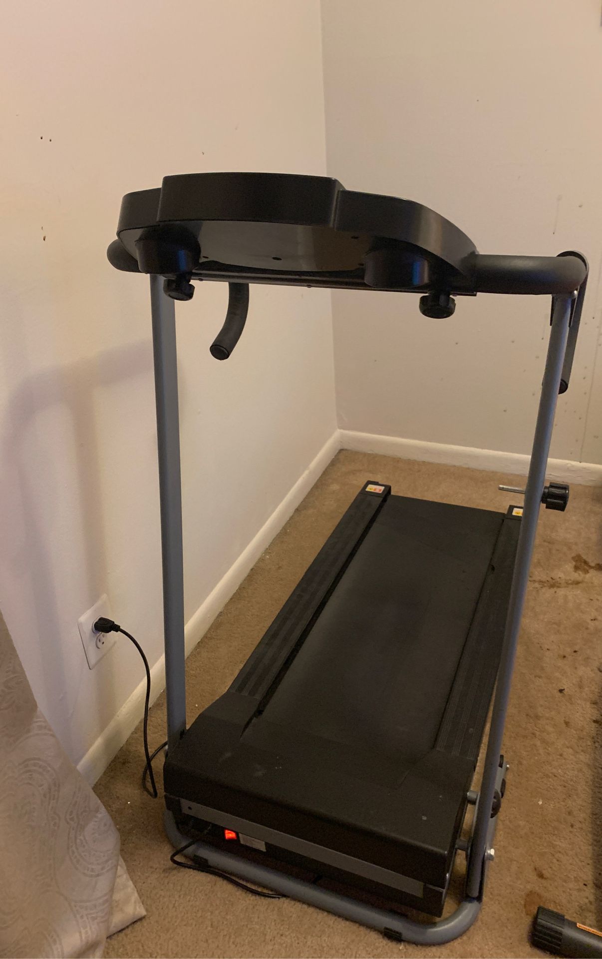 Treadmill $100