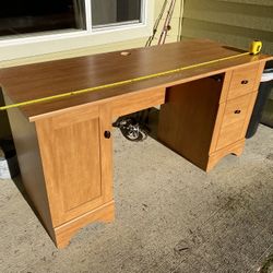 Free Desk