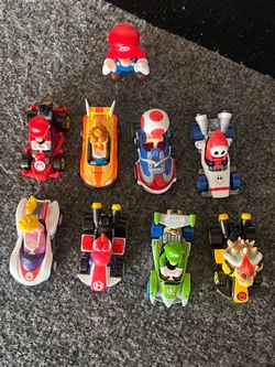 Mario cart cars X 8 w/ Mario figure