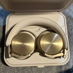 Bang & Olufsen Headphones 