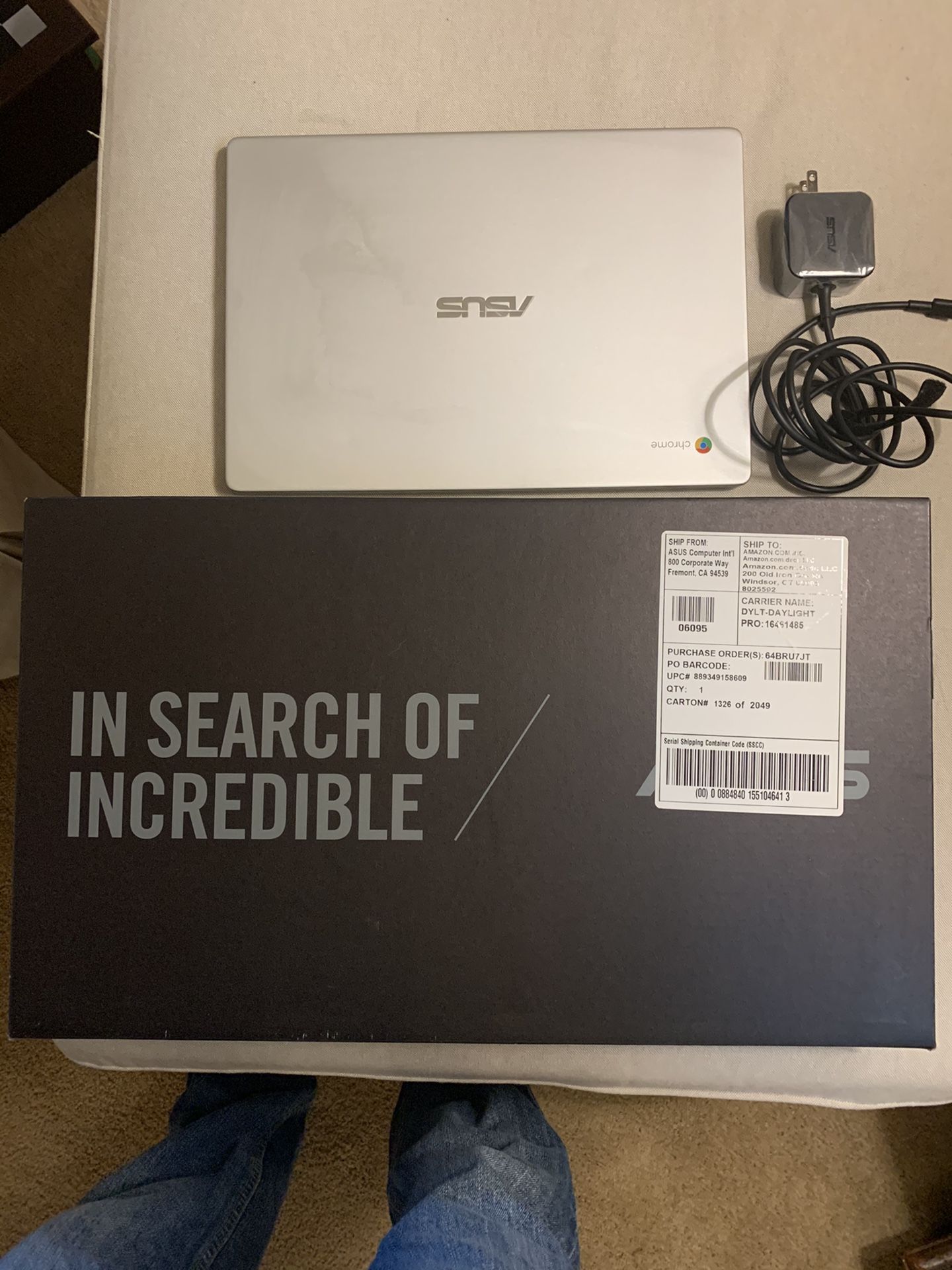 Like new Asus chrome book C423N 32GB