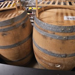 Decorative Wine Barrels 