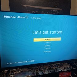 Hisense roku smart TV 40” 