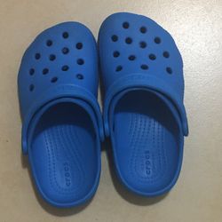 Kids Size 10 Crocs