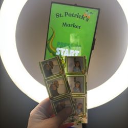 Digital Booth With Prints And Key Chain Station