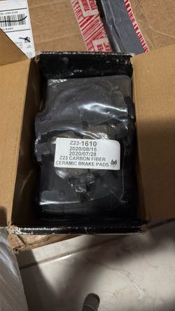 Power Stop - Rear Z23 Daily Driver Carbon-Fiber Ceramic Brake Pads with Hardware Kit