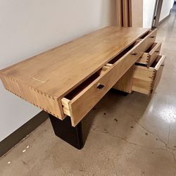 Beautiful Oak Desk 