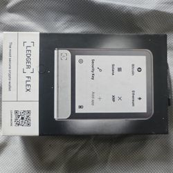 BitCoin Wallet. Ledger Flex $200