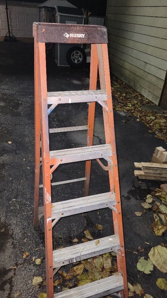 Husky 6ft Ladder 