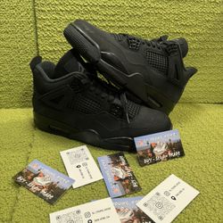Jordan 4 Black Cats Size 10M