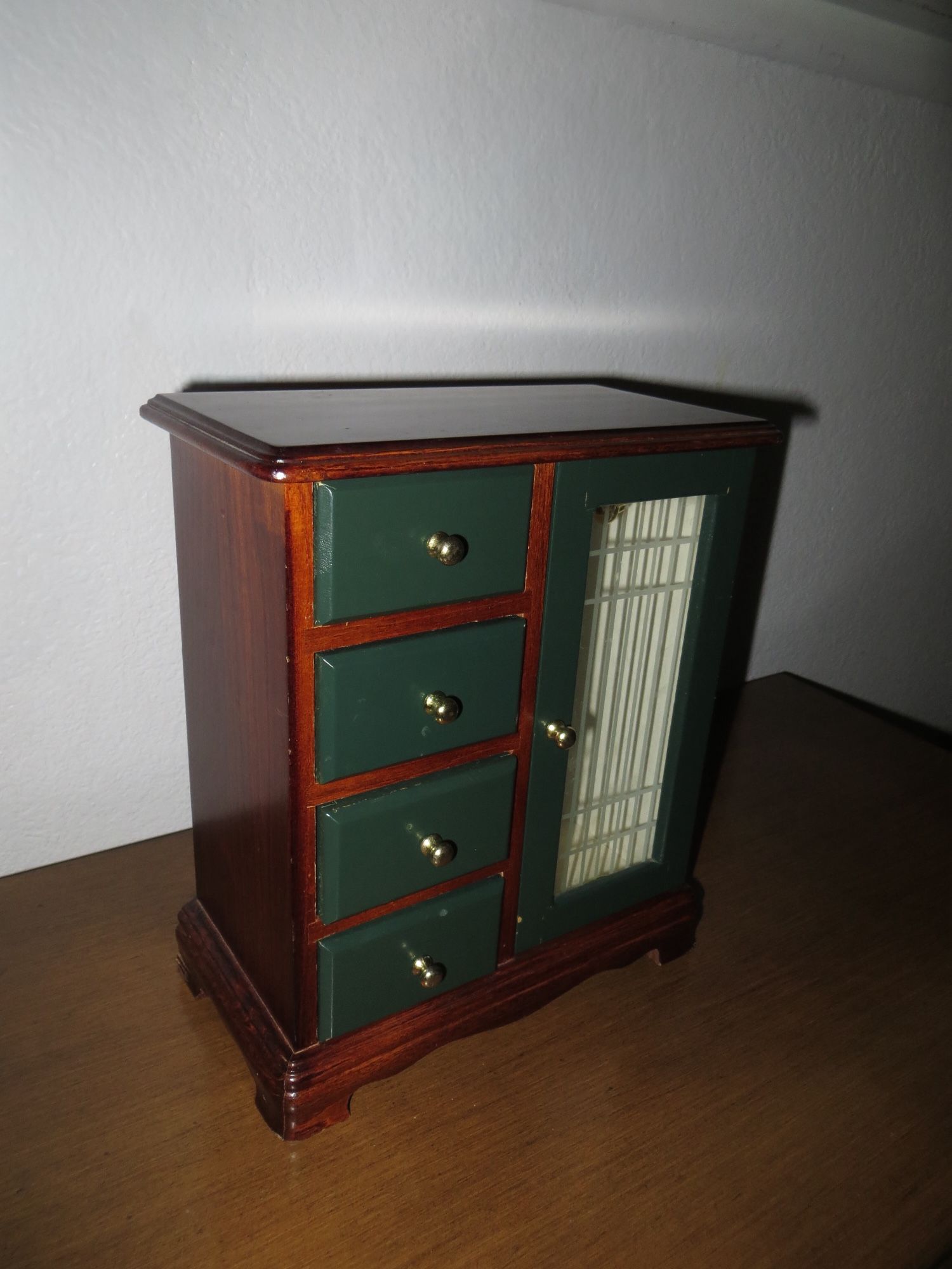 Vintage Wooden Jewelry Box