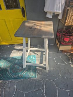 Farmhouse Table Shabby