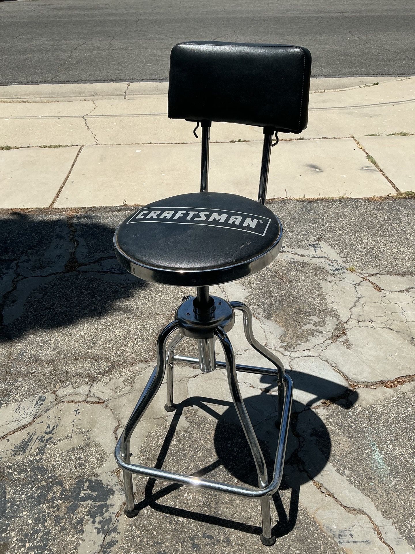 Craftsman Adjustable Chair