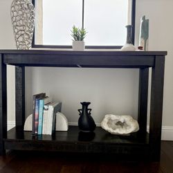 Console Table - Pottery Barn - Distressed