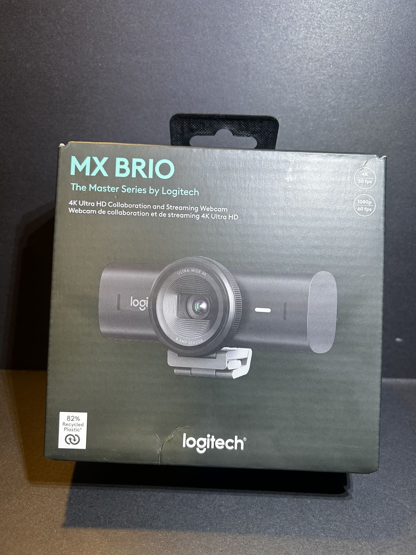 Logitech MX Brio Ultra HD 4K Video Conference, Gaming and Streaming