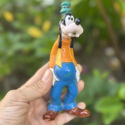 Disney Japan Goofy Figurine Painted Ceramic 6”