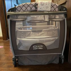 Graco Pack And Play With Bassinet And Changing Table 